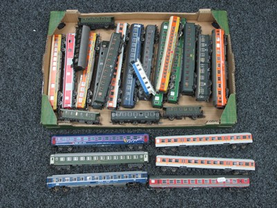 Lot 849 - Twenty Nine HO Gauge Outline Continental...