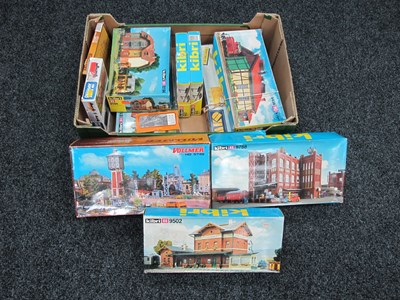 Lot 853 - Twelve HO Scale Plastic Model Lineside...