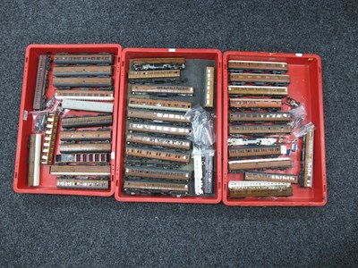Lot 885 - Approximately Thirty Five OO Gauge Outline...