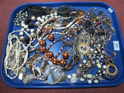 Lot 120 - An Assortment of Costume Jewellery, in hues of...