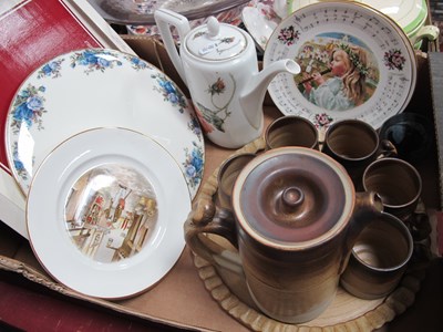 Lot 1049 - Royal Albert 'Moonlight Rose' Cake Plate....