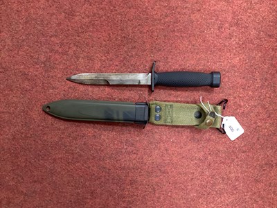 Lot 406 - US Army M3 Combat Knife, with M8A1 scabbard.