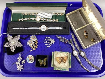Lot 146 - An Assortment of Brooches, to include diamanté...