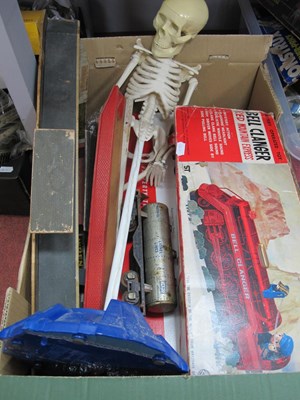 Lot 332 - A tinplate battery operated toy Bell Clanger...