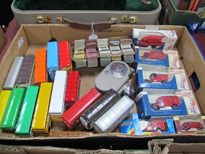 Lot 1470 - Model Die Cast Buses (15), Corgi, Dinky,...
