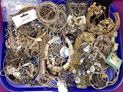 Lot 118 - An Assortment of Gilt Coloured Costume...