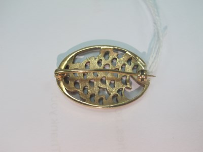 Lot 78 - A 9ct Gold Modernist Style Oval Brooch, of...