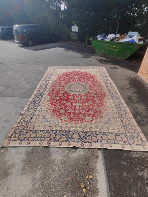 Lot 1471 - Wool Tassled Carpet, with allover floral...