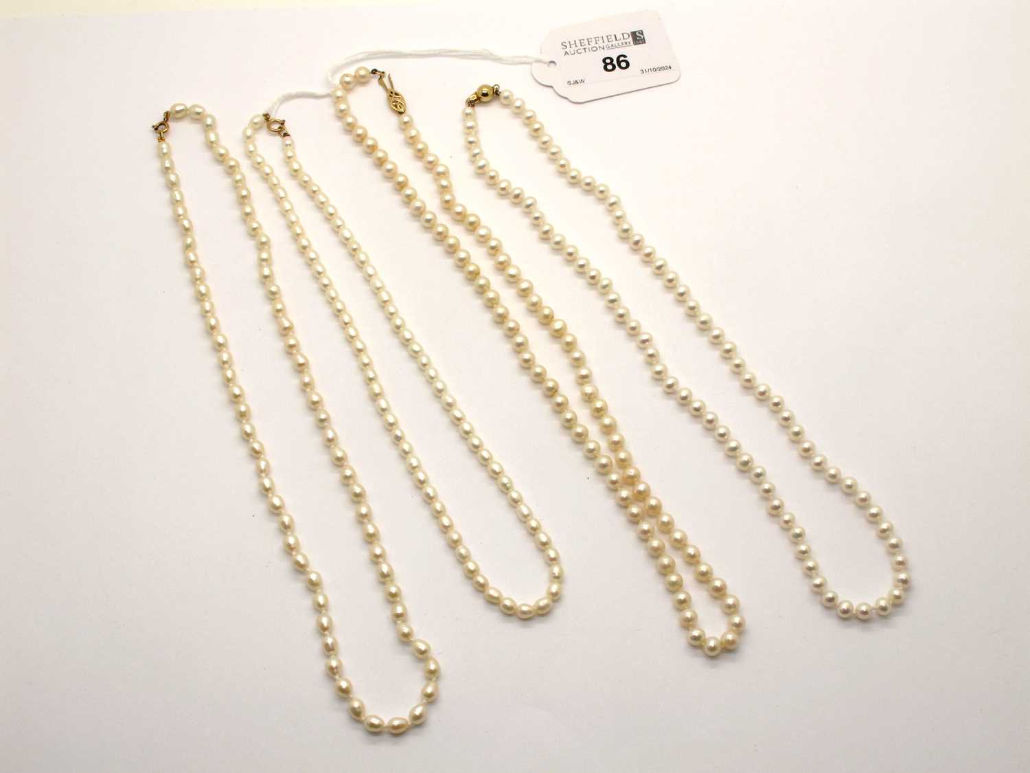 Lot 86 - Modern Dainty Fresh Water Pearl Bead Necklaces,...
