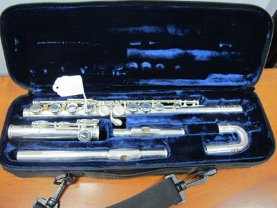 Lot 1399 - A Trevor J. James Flute, model TJ10 X111, No...