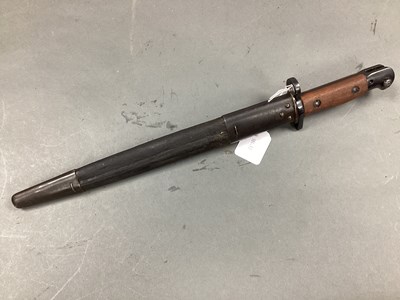 Lot 470 - WWII Indian No.1 MKII Lee Enfield Bayonet and...