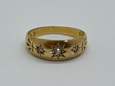 Lot 135 - An Antique 18ct Gold Three Stone Diamond Ring,...