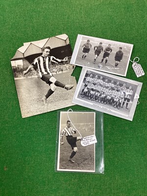 Lot 938 - Sheffield United Postcard of 1914-15 Team...