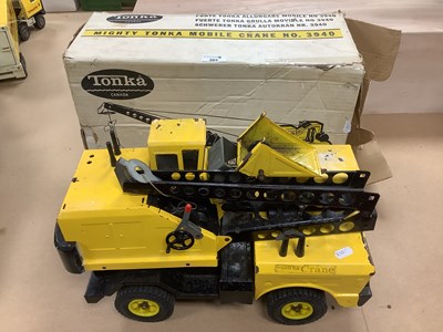 Lot 385 - A Boxed Mighty Tonka Mobile Crane No. 3940,...