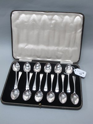 Lot 13 - A Set of Twelve Hallmarked Silver Teaspoons,...