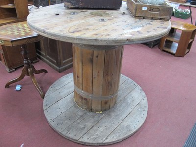 Lot 1600 - Large Wooden Industrial Bobbinm ideal for...