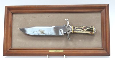 Lot 1343 - The American Freedom Eagle Bowie Knife, 38cm...