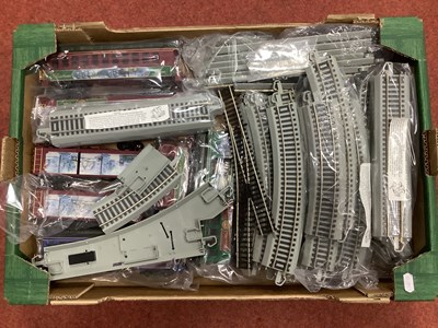 Lot 347 - Bachmann "Hawthorne Village" On30 novelty...