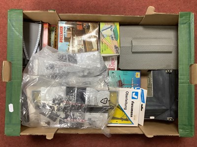 Lot 320 - A quantity of OO/HO model railway scenery...
