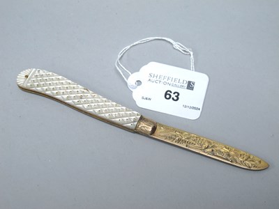 Lot 63 - A Victorian Hallmarked Silver Mother of Pearl...