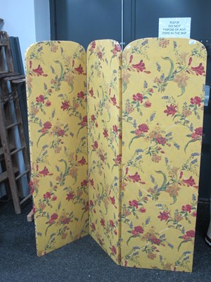 Lot 1466 - Full Size Folding Fabric Screen, with floral...