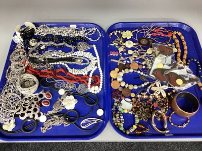 Lot 205 - An Assortment of Costume Jewellery, in hues of...