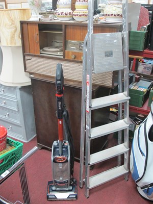 Lot 1475 - Shark Power Red Vacuum Cleaner, (untested sold...