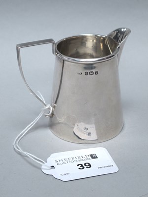 Lot 39 - A Hallmarked Silver Cream Jug, Birmingham,...