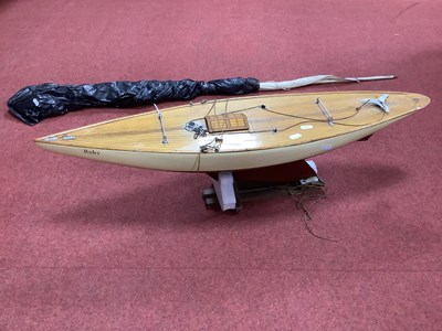 Lot 397 - A Mid XX Century wooden Built Pond Yacht -...