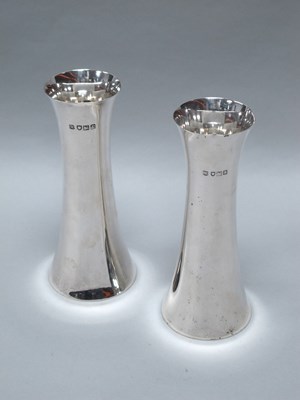 Lot 15 - An Edwardian Hallmarked Silver Fluted Spill...
