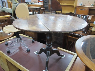 Lot 1511 - XVIII Century Pedestal Table, with a circular...