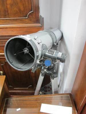 Lot 1535 - Telescope on stand. Model 76700, diam 70mm....