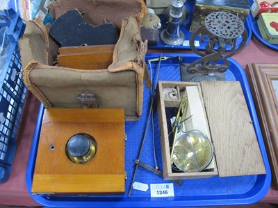 Lot 1346 - Early XX Century Mahogany Plate Camera, with...