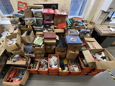 Lot 607 - This is Lot 7 (of 8 in total) Each lot is of a...