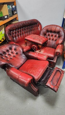 Lot 1468 - Red Leather Three Piece Suite, with button...