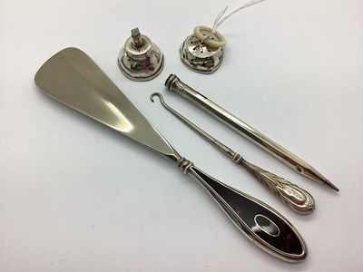 Lot 43 - A Hallmarked Silver and Tortoiseshell Handled...