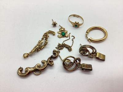 Lot 51 - Scrap Jewellery, including a single / odd hoop...