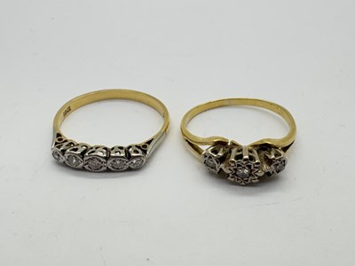 Lot 34 - A Five Stone Diamond Ring, illusion set...
