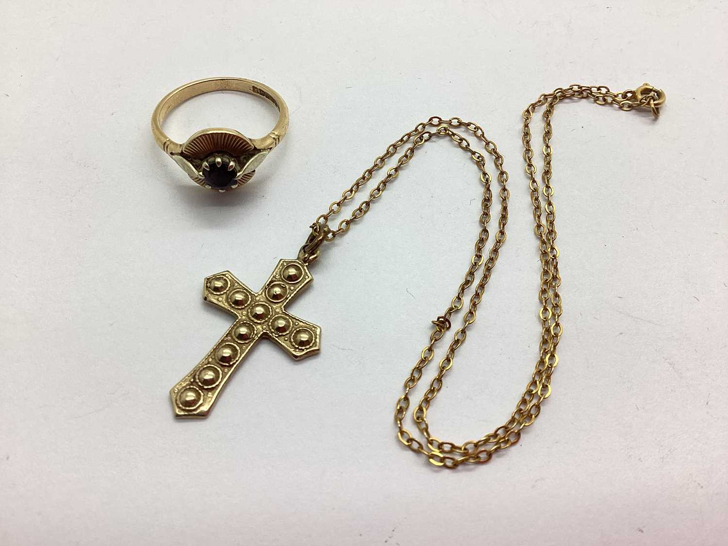 Lot 71 - A 9ct Gold Stone Set Modernist Ring, the...