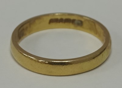Lot 30 - A 22ct Gold Plain Wedding Band, (finger size...