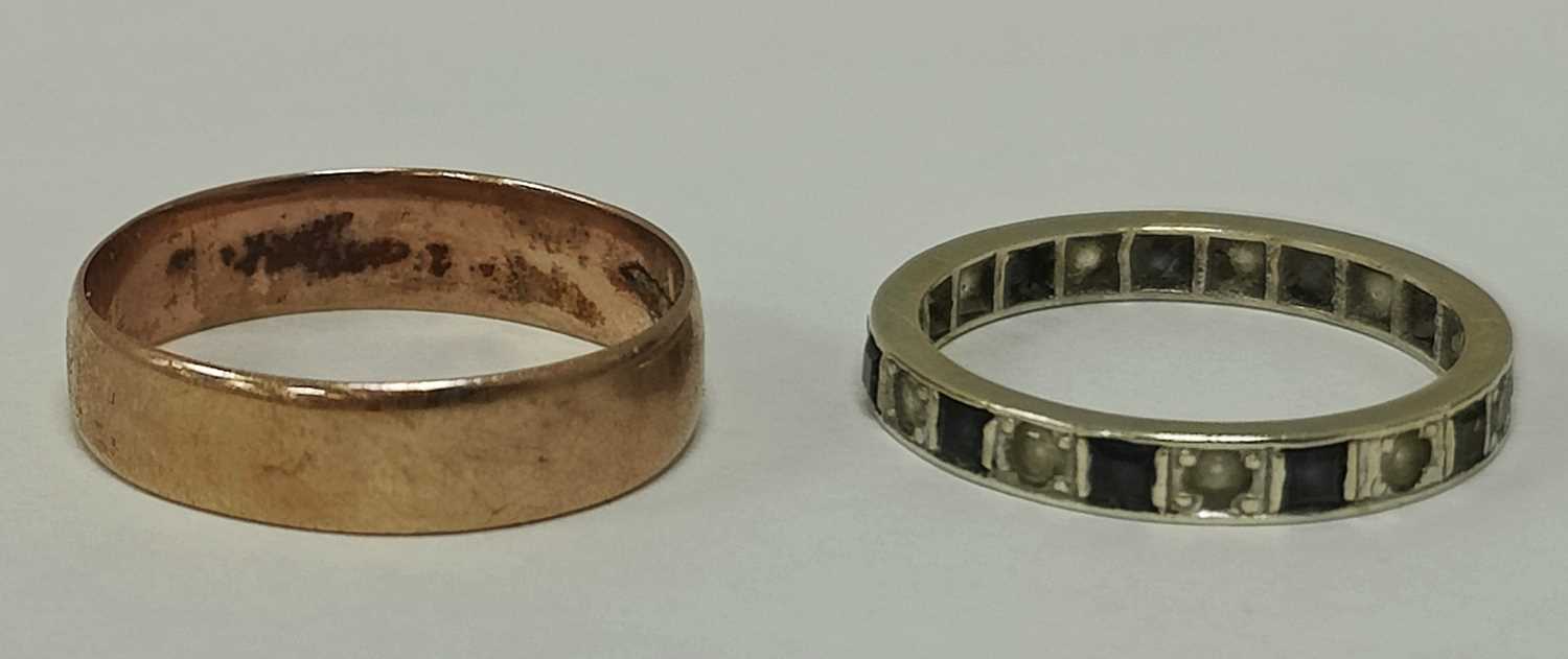 Lot 28 - A 9ct Gold Plain Wedding Band, (finger size...