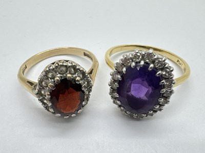 Lot 256 - A Diamond Set Oval Cluster Ring, stamped "18c...