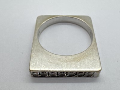 Lot 259 - An Unusual 18ct White Gold Diamond Set...
