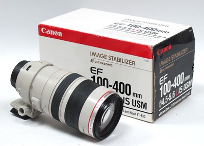 Lot 1297 - A Canon EF 100-400mm f4.5-6 L IS USM Lens with...