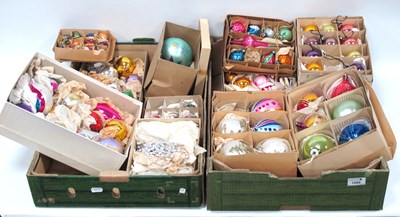 Lot 1293 - A Collection of Colourful Vintage Christmas...