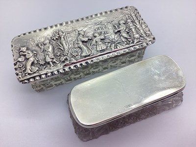 Lot 6 - An Edwardian Hallmarked Silver Topped Cut...