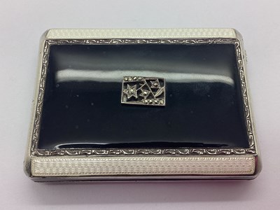 Lot 15 - An Art Deco Hallmarked Silver Guilloche Enamel...