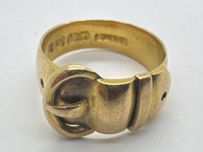 Lot 18 - An 18ct Gold Buckle Style Ring (finger size K)...