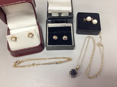 Lot 66 - A Pair of 9ct Gold Stone Set Cluster Earstuds,...