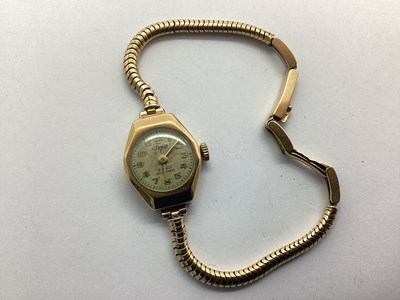Lot 209 - Trojan; 17 Jewels 9ct Gold Ladies Wristwatch,...
